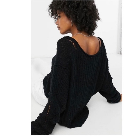 Free People- Women's Seashell Openwork Comfy Crop Sweater- Medium - Picture 5 of 5